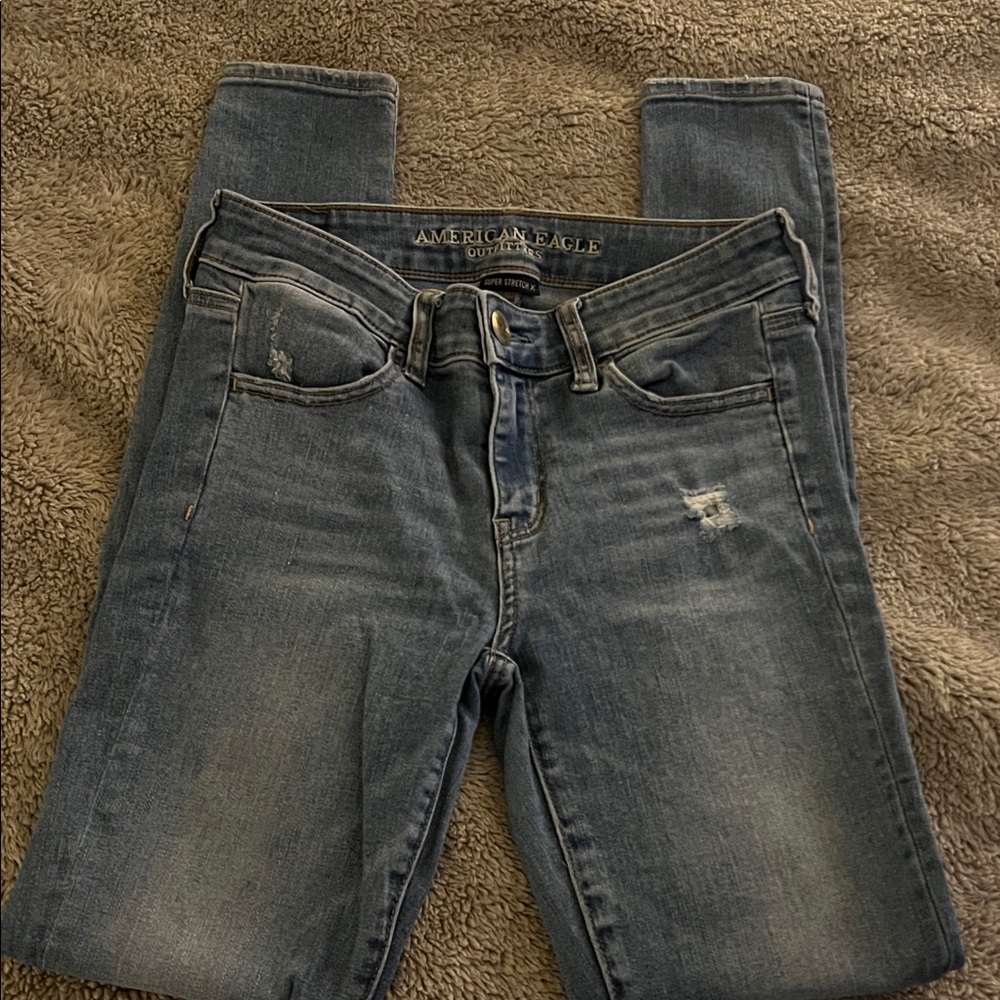 American Eagle Outfitters Women's Distressed Gray Skinny Jeans Super Stretch 4